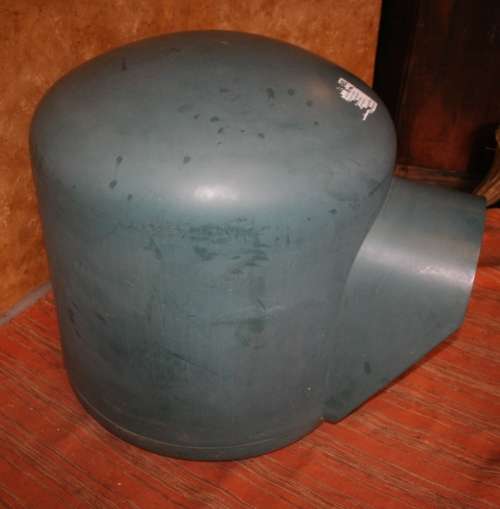 A EXTREMELY LARGE GREEN DOME DOG KENNEL FOR A BIG DOG!!!