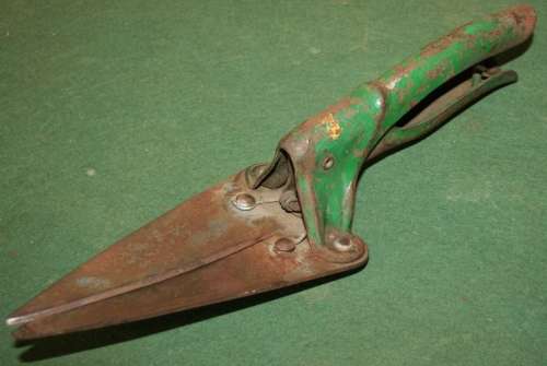 I love the sculptural shape of these old sheep or garden shears, they are almost hear shaped.