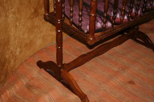 A SPECTACULAR VICTORIAN STYLE PATRICH WOOD ROCKING & SWINGING CRADLE / CRIB / COT IN FANTASTIC CONDI