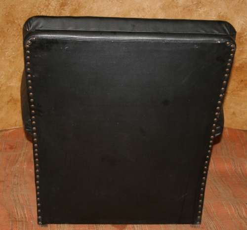 A SPECTACULAR 1940'S ART DECO STYLE CHAIR WITH LEATHERETTE ORIGINAL IN GOOD CONDITION