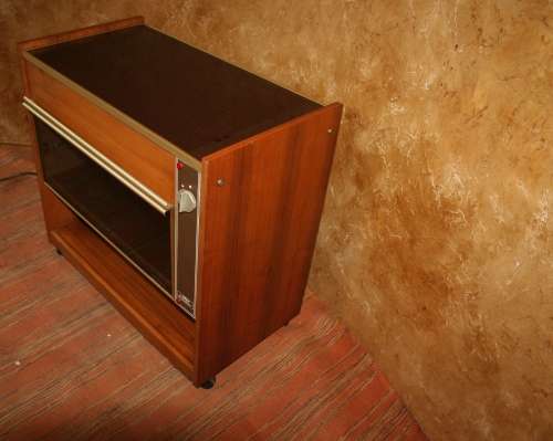 A Vintage Salton Entertainer double hot tray & warmer drawer in good condition!!!