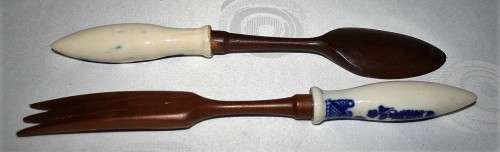 ABSOLUTELY GORGEOUS WOODEN SPOON AND FORK WITH DELFT? HANDLES - BID PER EACH
