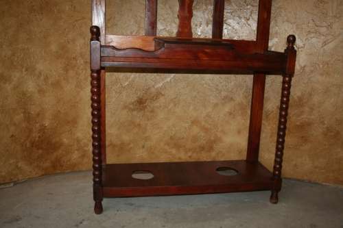 ABSOLUTELY EXQUISITE VICTORIAN STYLE LARGE HAT/HALL STAND WITH STUNNING BARELY TWIST (BUNN) DETAIL