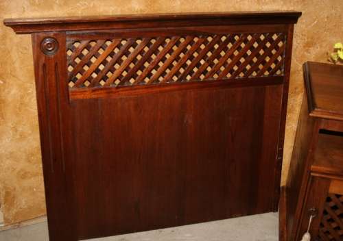 TWO SINGLE HEAD BOARDS - PUT THEM TOGETHER FOR A DOUBLE WITH MATCHING BEDSIDE CABINET BID PER ITEM 3