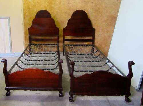 TWO EXQUISITE SOLID IMBUIA  BED SET w H/BOARD, F/BOARD & BASE IN EXCELLENT CONDITION! BID PER EACH