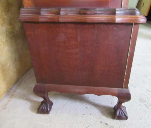 A MAGNIFICENT IMBUIA ANTIQUE DETAILED BALL & CLAW SHOWCASE IN EXCELLENT CONDITION! WOW!