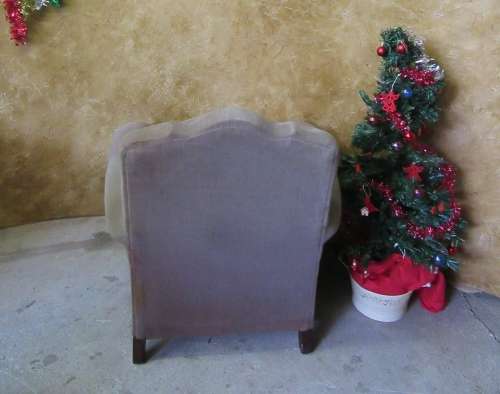 WOW!!! A STUNNING VINTAGE BALL & CLAW SINGLE RECOVER IN YOUR OWN STYLE!!!