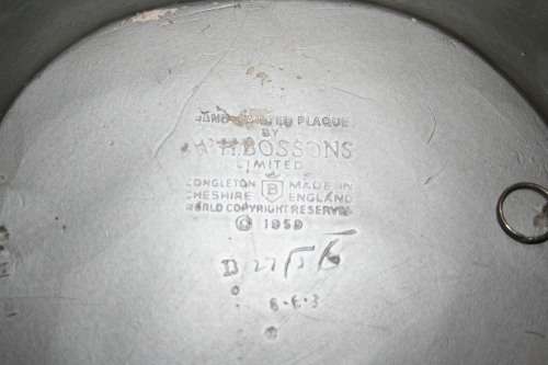 A collectable Bossons Vintage Rare Afridi Chalkware Figural Wall Home Decor Platter Afridi Warrior