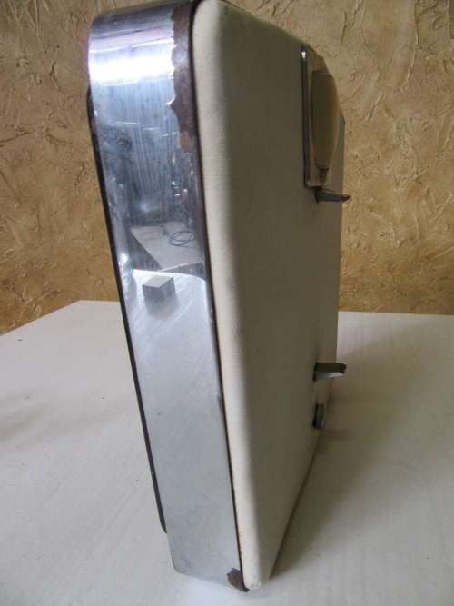 Lovely vintage Tomado Salter scale, in blue and white, probably made somewhere in the 50s or 60s.