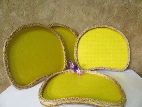 Four amazing Vintage weaved Wicker Serving - Lap Breakfast  - TV Trays - bid per each
