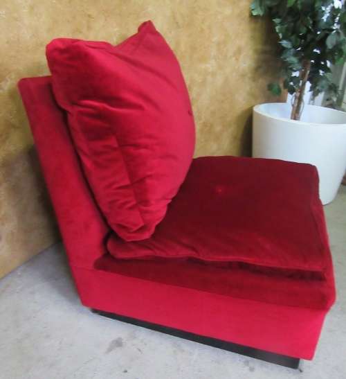 WOW THIS IS FANTASTIC RETRO SINGLE SEATER IN ORIGINAL VIBRANT RED FABRIC IN GOOD CONDITION