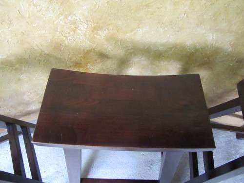 THREE BEAUTIFULLY DESIGNED BAR CHAIRS - STUNNING SHAPE BID PER EACH