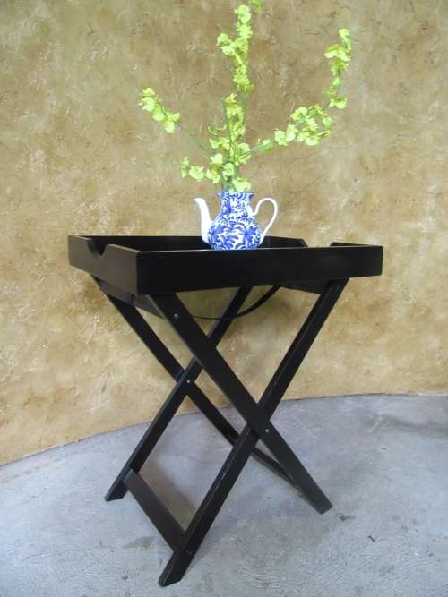 A MAGNIFICENT SHAPED BUTLERS TRAY, STUNNING ON YOUR PATIO!!!