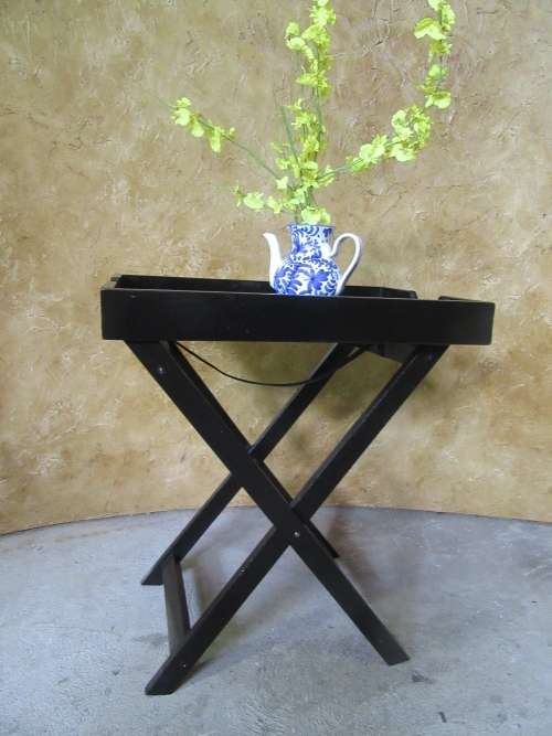 A MAGNIFICENT SHAPED BUTLERS TRAY, STUNNING ON YOUR PATIO!!!