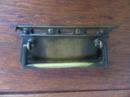 AN INCREDIBLE ANTIQUE SOLID  OAK 3-DRAWER WASH STAND/ TABLE WITH A MIRROR