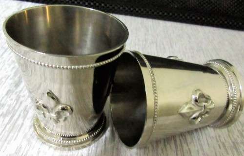 TWO SPECTACULAR SILVER PLATED GLASSES OR TEA LIGHT CANDLE HOLDERS STUNNING DESIGN