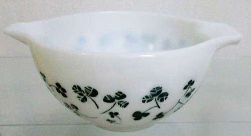 Vintage Meadow Green Anchor Hocking Fire King kitchen glass mixing bowl