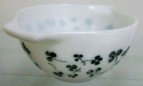 Vintage Meadow Green Anchor Hocking Fire King kitchen glass mixing bowl