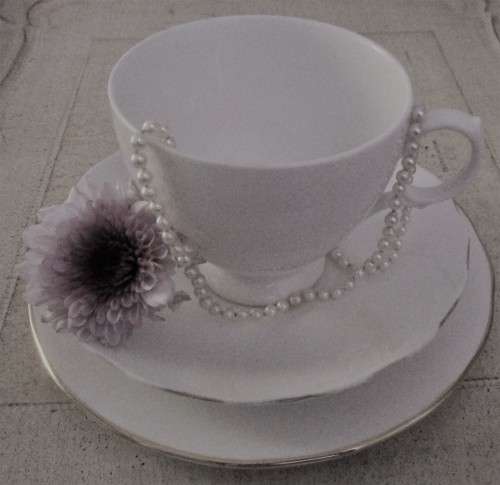 A Stylish Vintage Queen Anne England Trio Set in a Crisp White with a lush Gold Trim