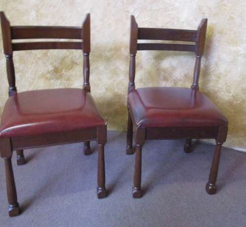TWO STUNNING SOLLID WOOD VINTAGE/ANTIQUE CHAIRS IN EXCELLENT CONDITION BID PER EACH!