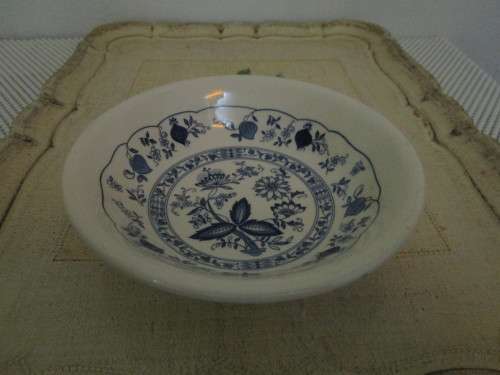 TWO STUNNING STAFFORDSHIRE TABLEWARE ENGLAND BOWLES LOVE THE BLUE DESIGN