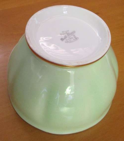 This lovely mid-century Sugar bowl were made in England by Bell   China. A Beautiful Light Pastel