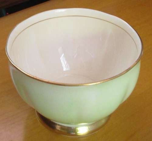 This lovely mid-century Sugar bowl were made in England by Bell   China. A Beautiful Light Pastel