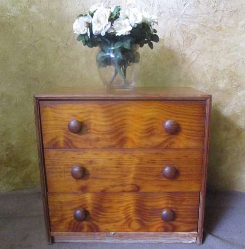 A FANTASTIC THREE DRAWER UNIT PERFECT TO CHALK PAINT AND SHABBY CHIC