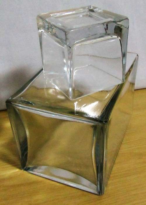 TWO MARVELOUS SQUARE CLEAR GLASS FLOWER/CANDLE VASES WILL MAKE A FANTASTIC CENTRE PIECE - BID PER EA