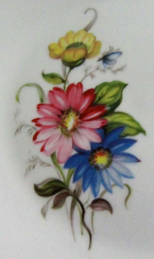 FOUR GORGEOUS PIONEER PORCELAIN SIDE PLATES DECORATED WITH BEAUTIFUL BRIGHT FLOWERS BID PER EACH