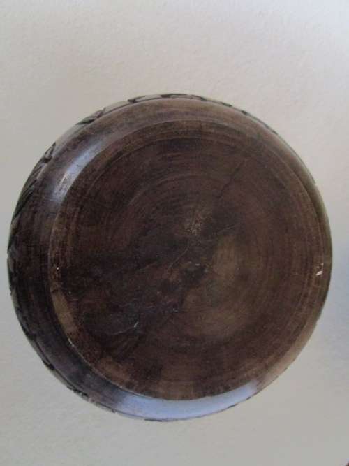 DECORATIVE LARGE ROUND WOODEN BOX WITH DEEP CARVINGS Very beautiful traditional carved wooden box