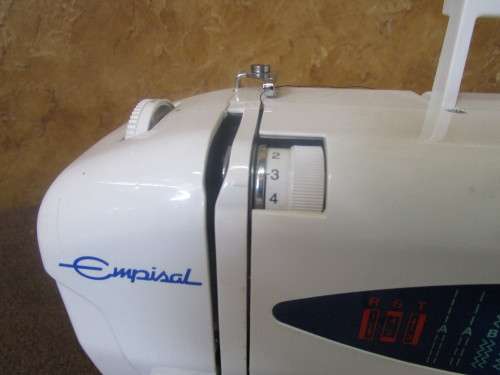 EMPISAL CELEBRITY 550 SEWING MACHINE 27 STITCH FUNCTION LOOK AS GOOD AS NEW