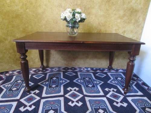 MAGNIFICENT ANTIQUES 6 TO 8 SEATER ARTS AND CRAFTS STYLE DINGING ROOM TABLE WITH NICE TURNED LEGS