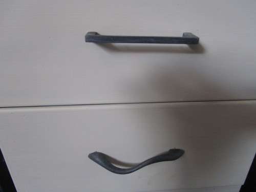 A MARVELOUS CHALK PAINTED METAL DESK WITH THREE DRAWERS - STUNNING