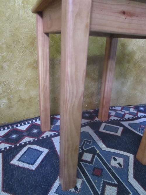 A LOVLEY TWO SEATER TABLE - PERFECT GAME TABLE