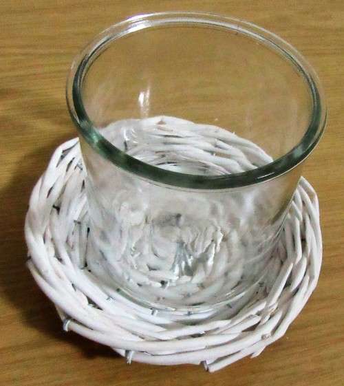 Three fantastic glass candle holders or flower pots in a stunning shabby chic weaved tray - bid p/e