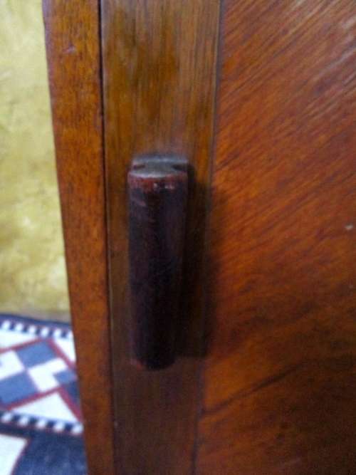 AN EXQUISITE ANTIQUE BEDSIDE CABINET WITH STUNNING INLAY WORK ON THE DOOR CIRA 1910