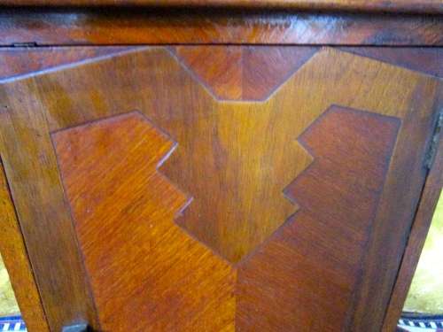 AN EXQUISITE ANTIQUE BEDSIDE CABINET WITH STUNNING INLAY WORK ON THE DOOR CIRA 1910