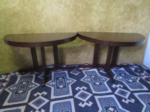 A ELGANT & STYLISH LARGE TABLE THAT CAN BE SPLIT UP IN FOUR DIFFERENT WAYS - ABSOLUTELY MARVELOUS