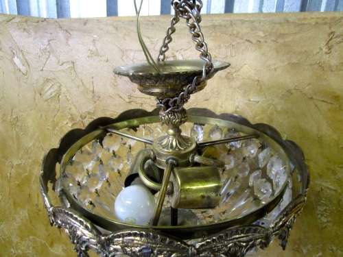 WOW ABSOLUTELY MARVELOUS ANTIQUE CRYSTAL CHANDELIER WITH THREE LIGHT FITTINGS