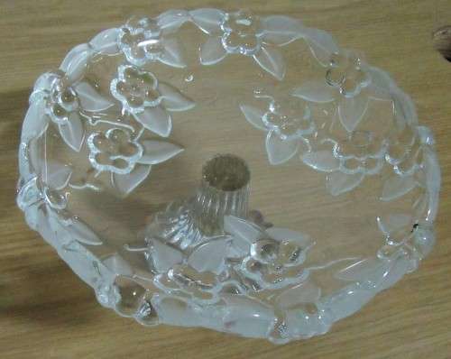 AN EXQUISITE PRESSED GLASS BON BON DISH OR SANDWICH PLATTER ON A STAND
