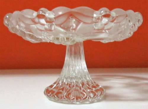 AN EXQUISITE PRESSED GLASS BON BON DISH OR SANDWICH PLATTER ON A STAND
