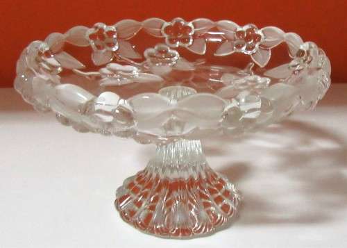 AN EXQUISITE PRESSED GLASS BON BON DISH OR SANDWICH PLATTER ON A STAND