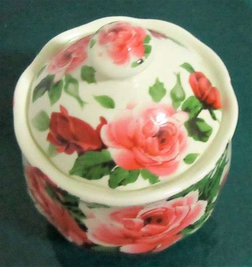 A STUNNING FLORAL VICTORIAN ROSE SUGAR BOWL BY WILLIAM JAMES -