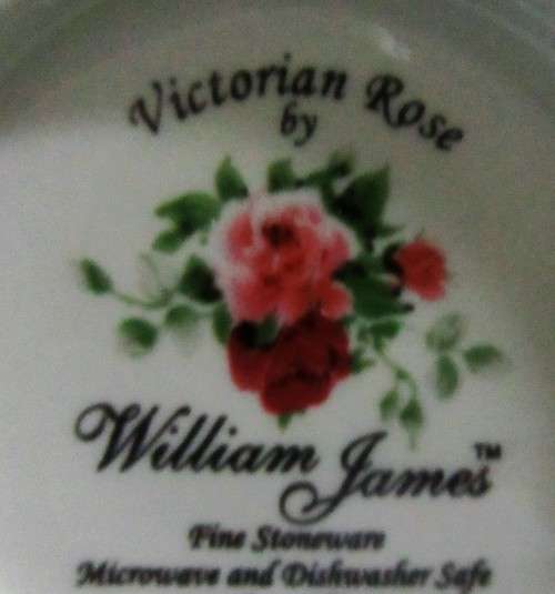 A STUNNING FLORAL VICTORIAN ROSE SUGAR BOWL BY WILLIAM JAMES -