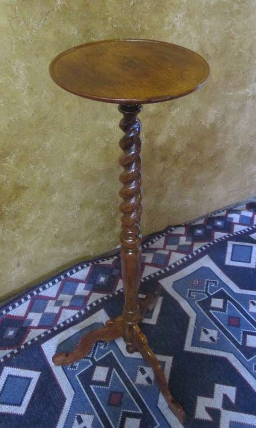 AN EXQUISITE 1.2M HIGH ANTIQUE BARLEY TWIST POT STAND OR EVEN PUT A STATUE ON TOP