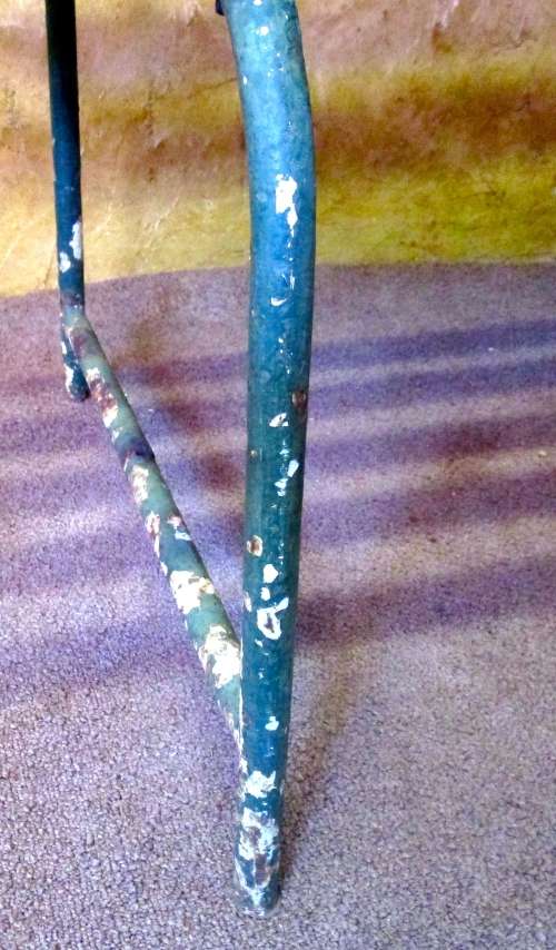 A LOVLEY RUSTIC OLD SHABBY CHIC VINTAGE GARDEN BENCH 1.76M LONG LOVE THE UNDESDURBED PATINA