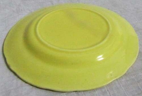 FOUR GORGEOUS VIBRANT YELLOW ANTIQUE DINNER PLATE - STUNNING HOME DECOR - BID PER EACH