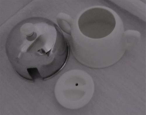 A COLLECTABLE HEAT MASTER / STAY HOT SUGAR BOWL - LOVLEY VINTAGE & SHABBY CHIC DECOR