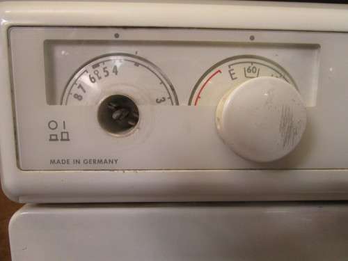 AEG Ö KO-LAVAMAT 625 Washing Machine, in good condition. Front loader takes 5 -7 kgs TESTED AND WORK